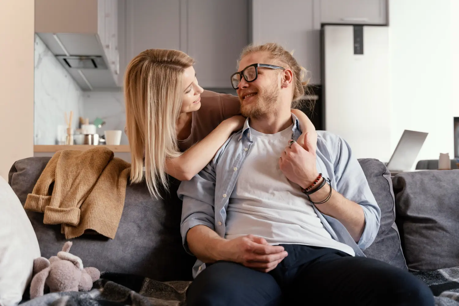 10 deep questions to ask him about life and values