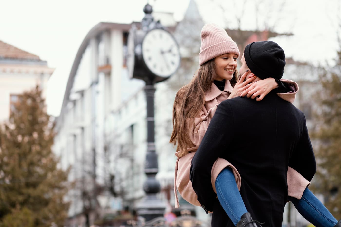 young-couple-londres