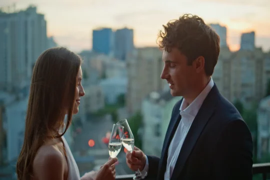 When to become exclusive in a relationship: 7 steps to define your commitment