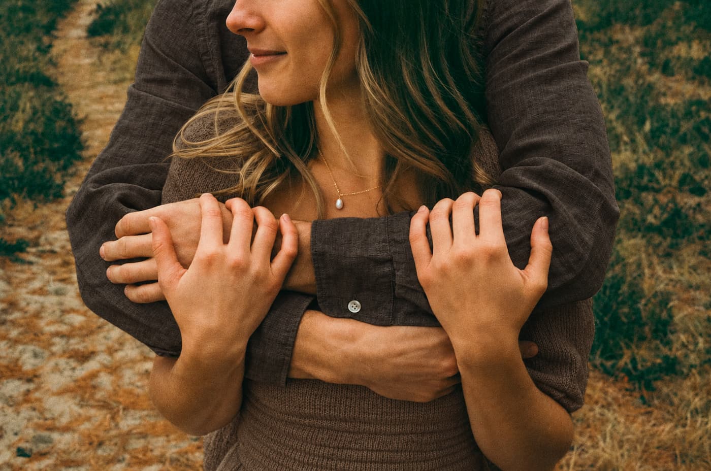 Être vulnérable en amour : le guide de l’intimité émotionnelle